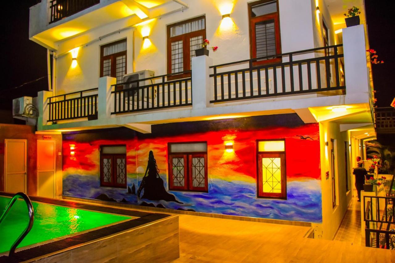 Asian Grand Hotel 4*